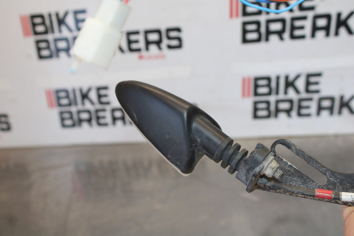 24 APRILIA TUONO V4 1100 FACTORY ABS FENDER ELIMINATOR PLATE BRACKET BB887