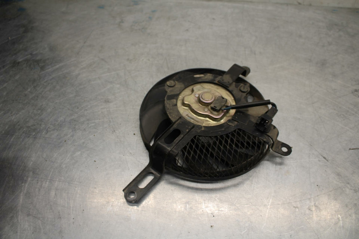 11-22 SUZUKI GSXR600 ENGINE RADIATOR COOLING FAN BB422