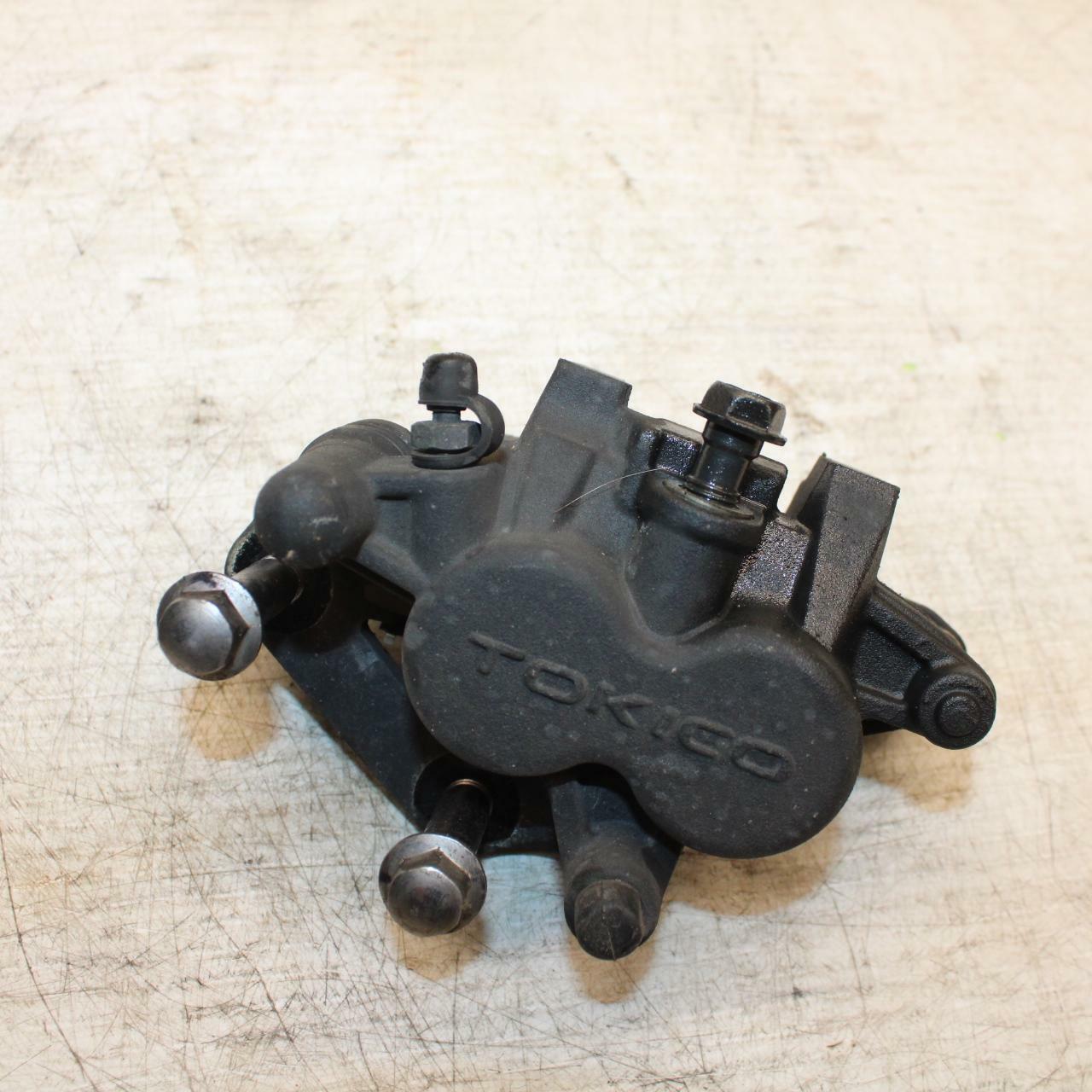 06-21 KAWASAKI VULCAN 900 LEFT FRONT BRAKE CALIPER BB363