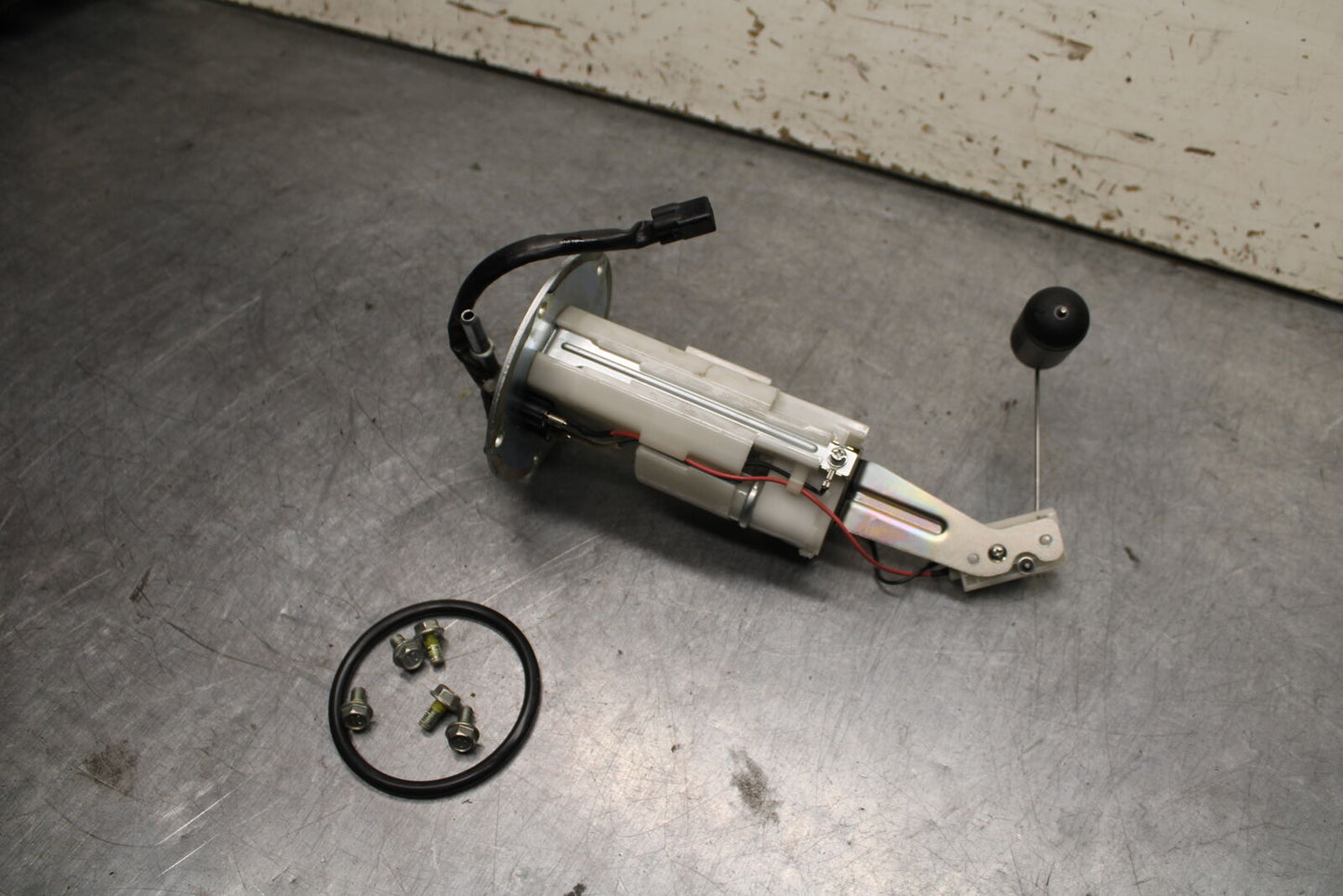 14-15 KAWASAKI NINJA 650 EX650F ABS FUEL PUMP GAS PETROL SENDER UNIT BB741