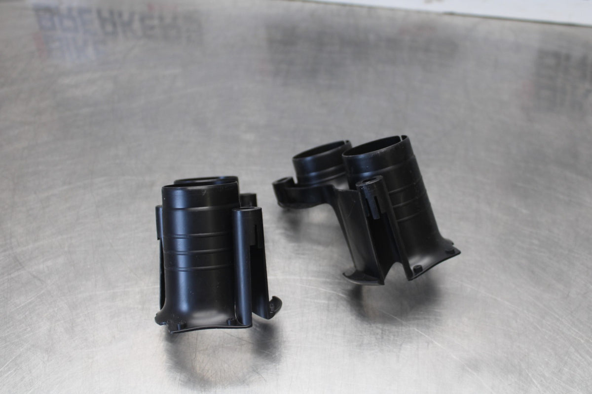 11-26 SUZUKI GSXR750 AIRBOX INTAKE VELOCITY STACKS BB882