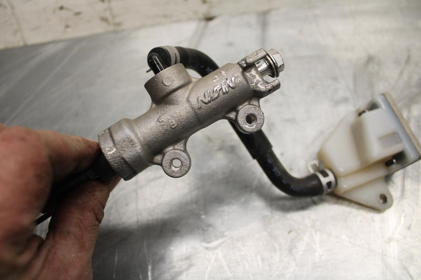 17-23 SUZUKI GSXR 250 GSX250RL8 REAR  BRAKE MASTER CYLINDER W RESERVOIR BB490