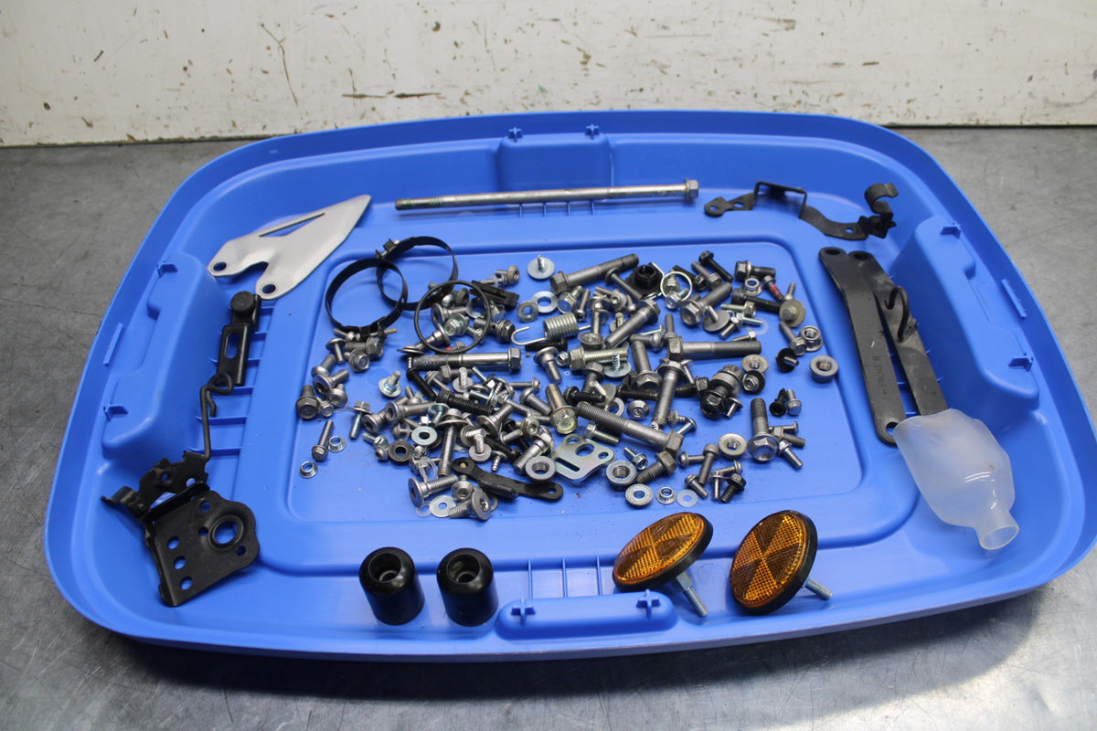 18-23 KAWASAKI NINJA 400 EX400 ABS MOUNTING BOLTS HARDWARE MOTOR SCREWS BB747