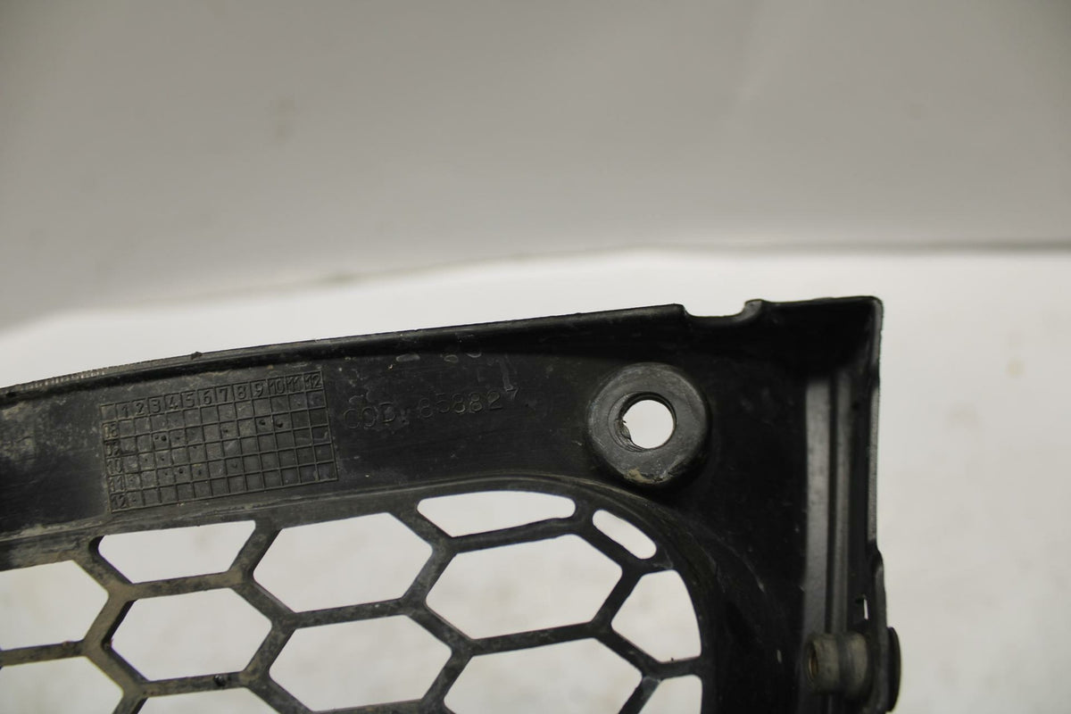 10-11 APRILIA RSV4 FRONT LOWER INNER EXHAUST V FAIRING COWL GUARD  BB268