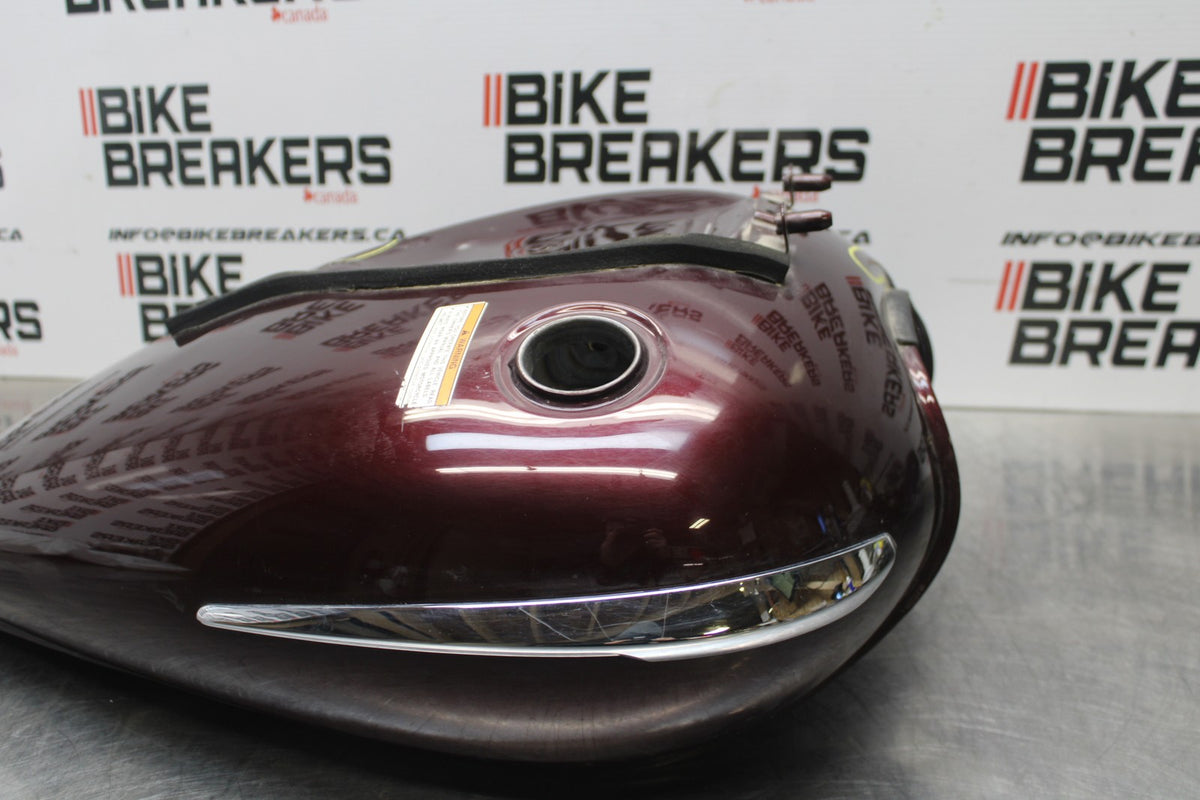 05-06 YAMAHA ROYAL STAR GAS TANK FUEL PETROL RESERVOIR BB697