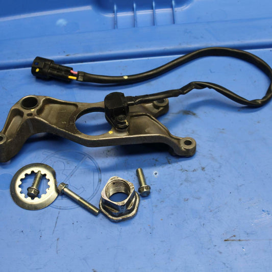 17 KAWASAKI NINJA 300 SPEED SPEEDOMETER SENSOR 21176-0065 BB215