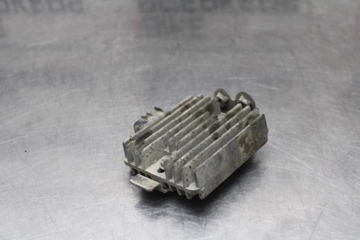 06 KAWASAKI Z750 RECTIFIER VOLTAGE REGULATOR BB837