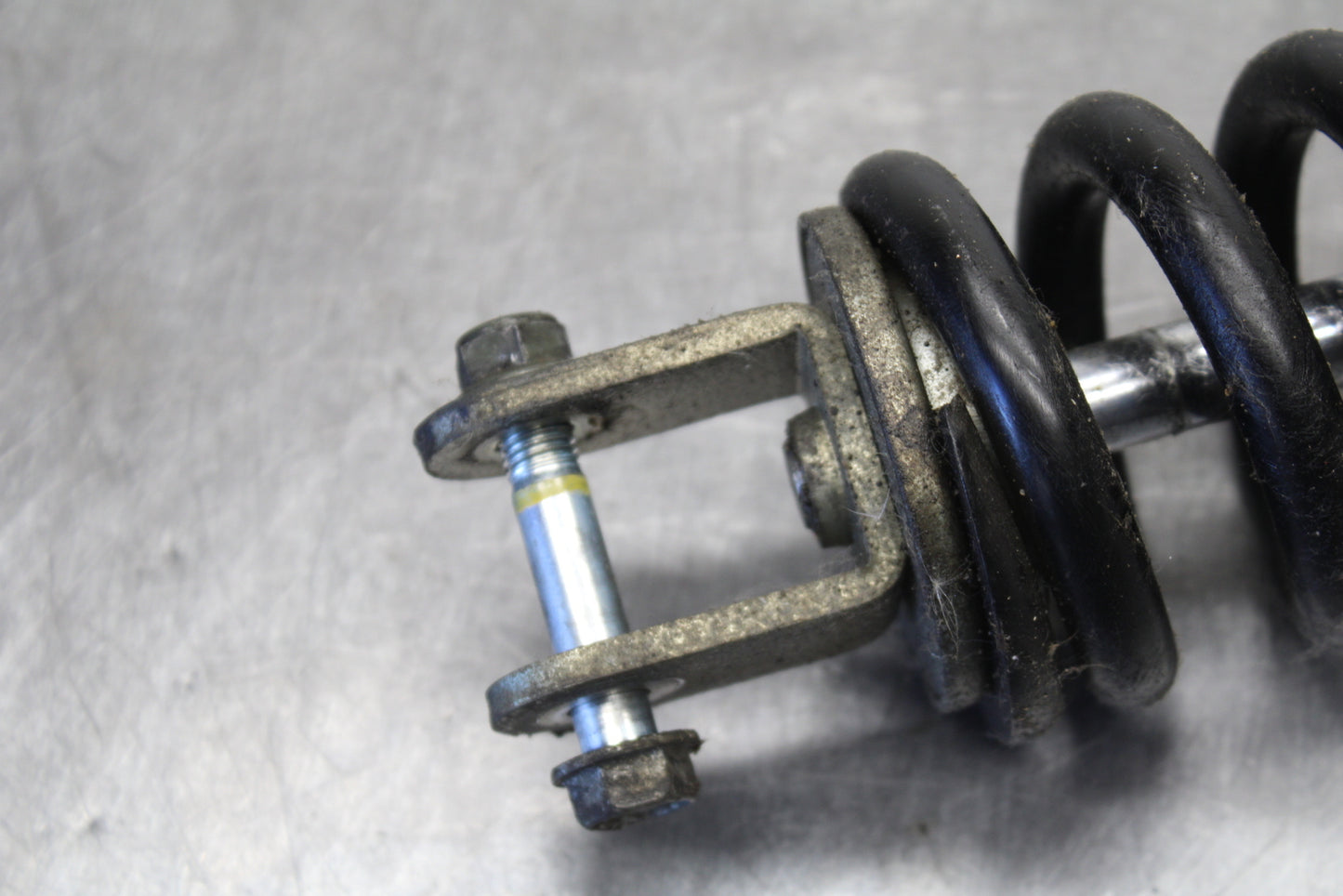 04 SUZUKI INTRUDER 800 REAR BACK SHOCK ABSORBER BB758
