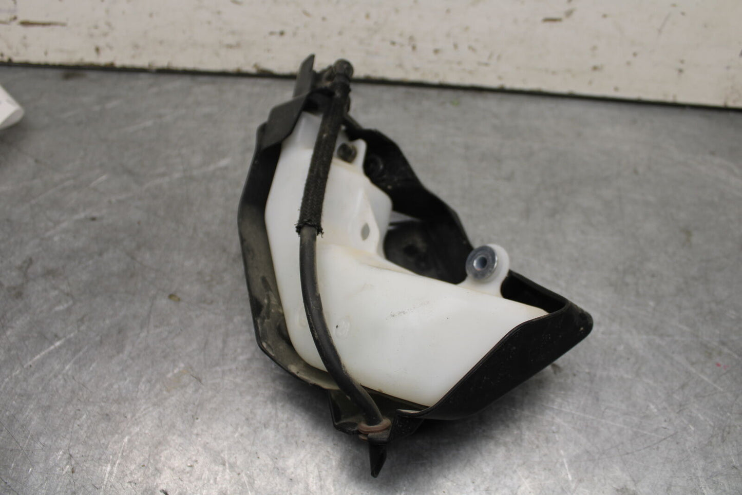 22-24 YAMAHA XSR900 COOLANT WATER TANK RESERVOIR BOTTLE BB683