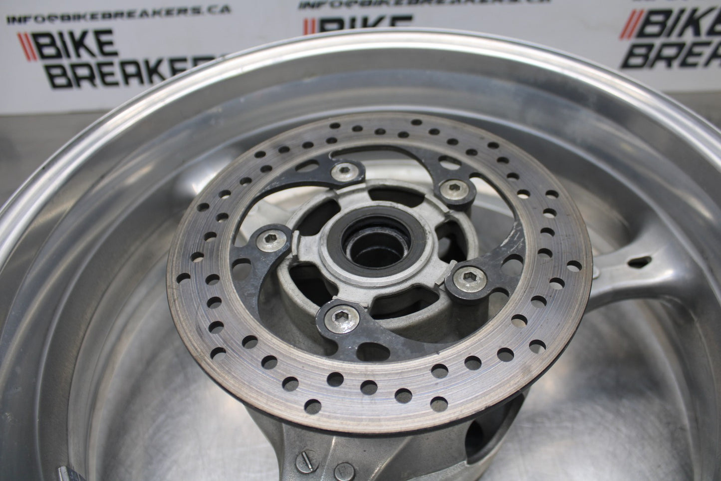 07 SUZUKI GSXR1000 REAR WHEEL BACK RIM & ROTOR BRAKE DISC BB770
