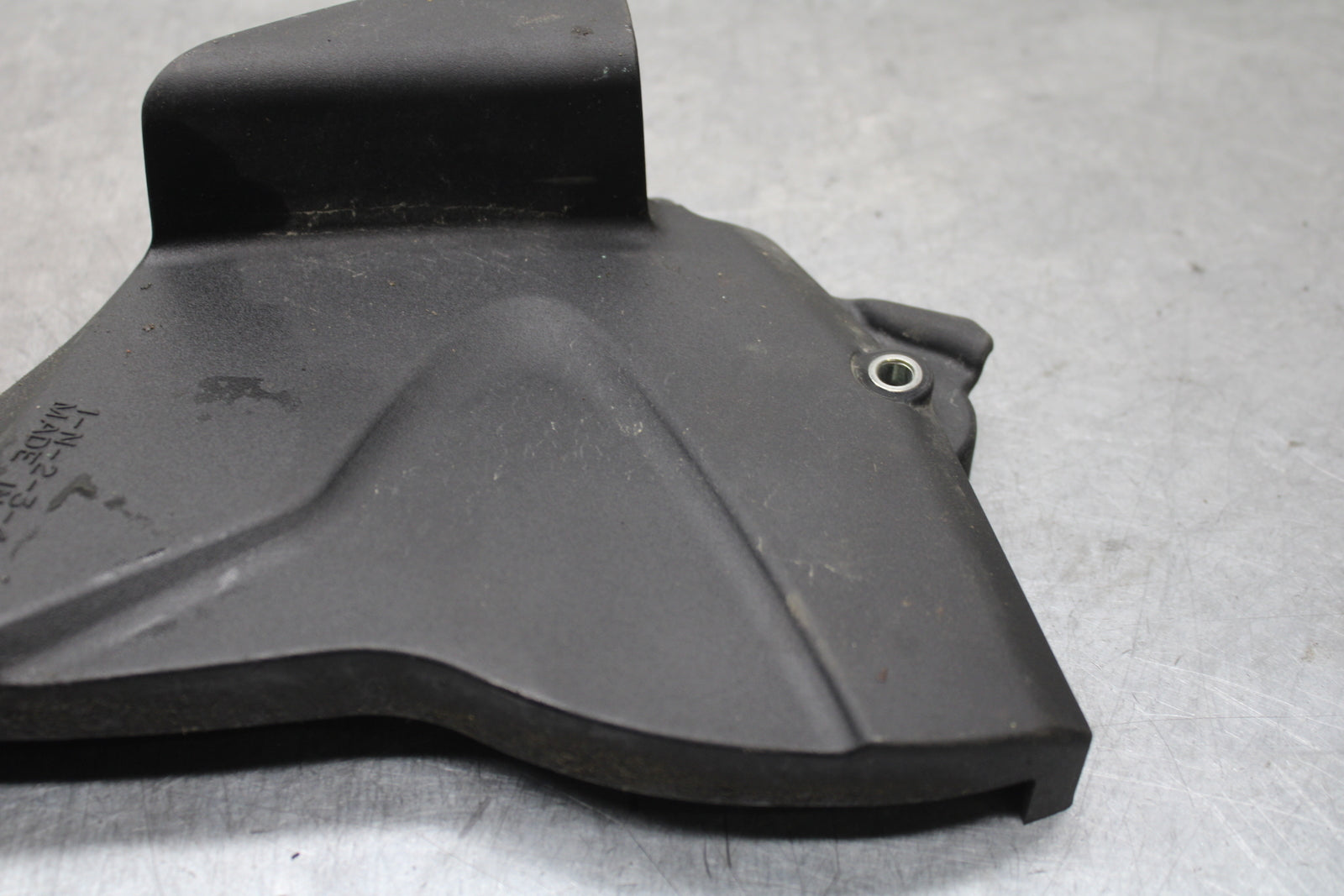 09-14 YAMAHA YZF R1 ENGINE SPROCKET COVER BB119