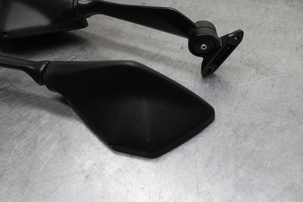 24 KAWASAKI NINJA 500 ABS REAR VIEW MIRROR SET PAIR MIRRORS BB730