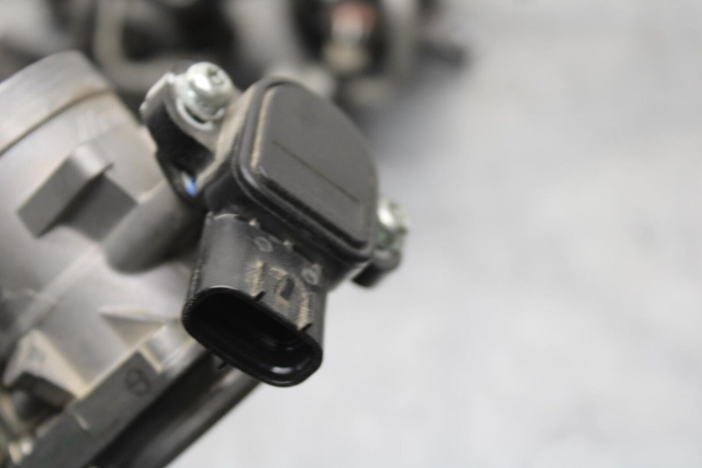 06-14 YAMAHA ROADLINER S XV1900S THROTTLE BODY BODIES BB619