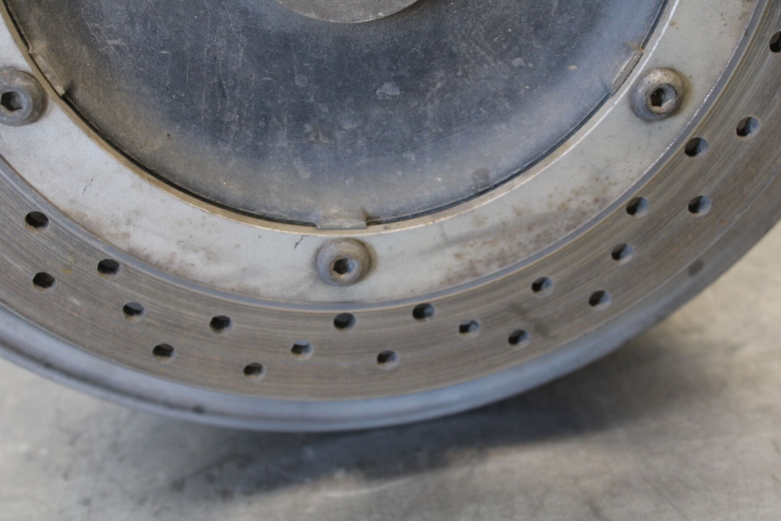 05-06 YAMAHA ROYAL STAR REAR WHEEL BACK RIM  BB697