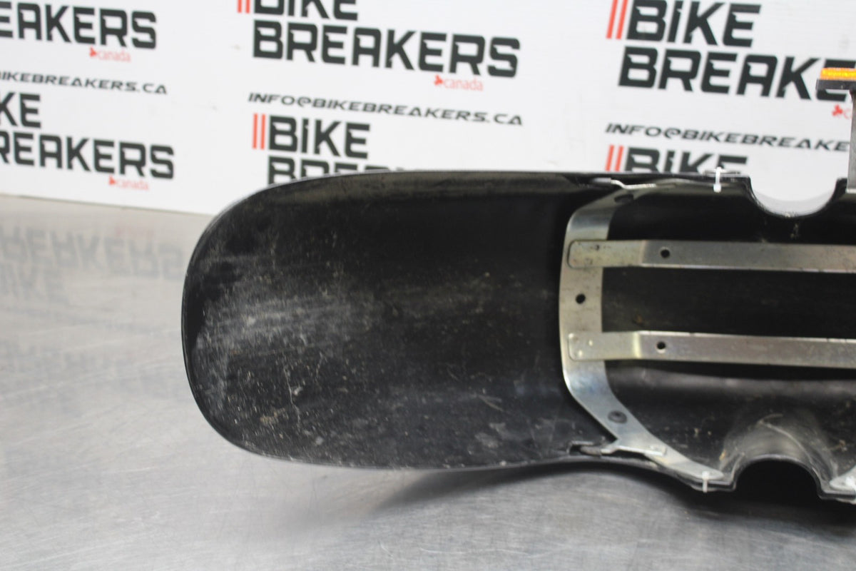 15 SUZUKI BOULEVARD C50 FRONT WHEEL FENDER BB775