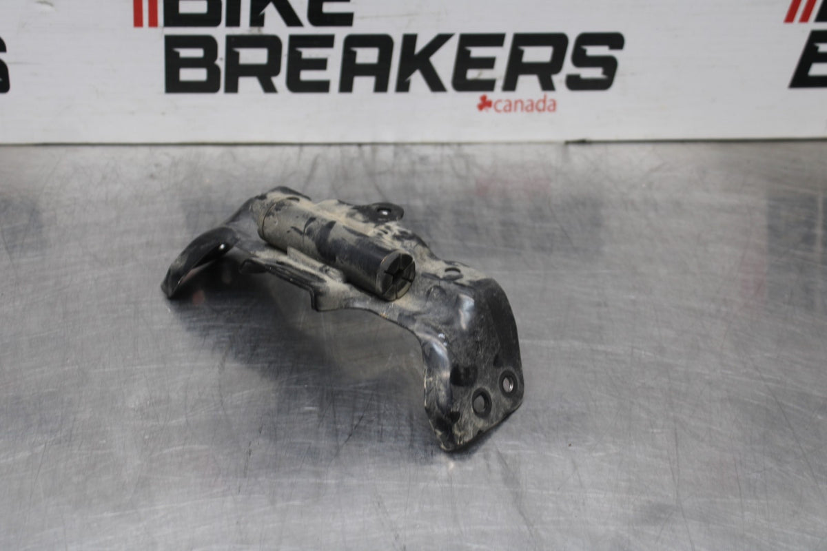 13-15 HONDA CBR500R GAS TANK FUEL CELL PETROL RESERVOIR BRACKET MOUNT BB834