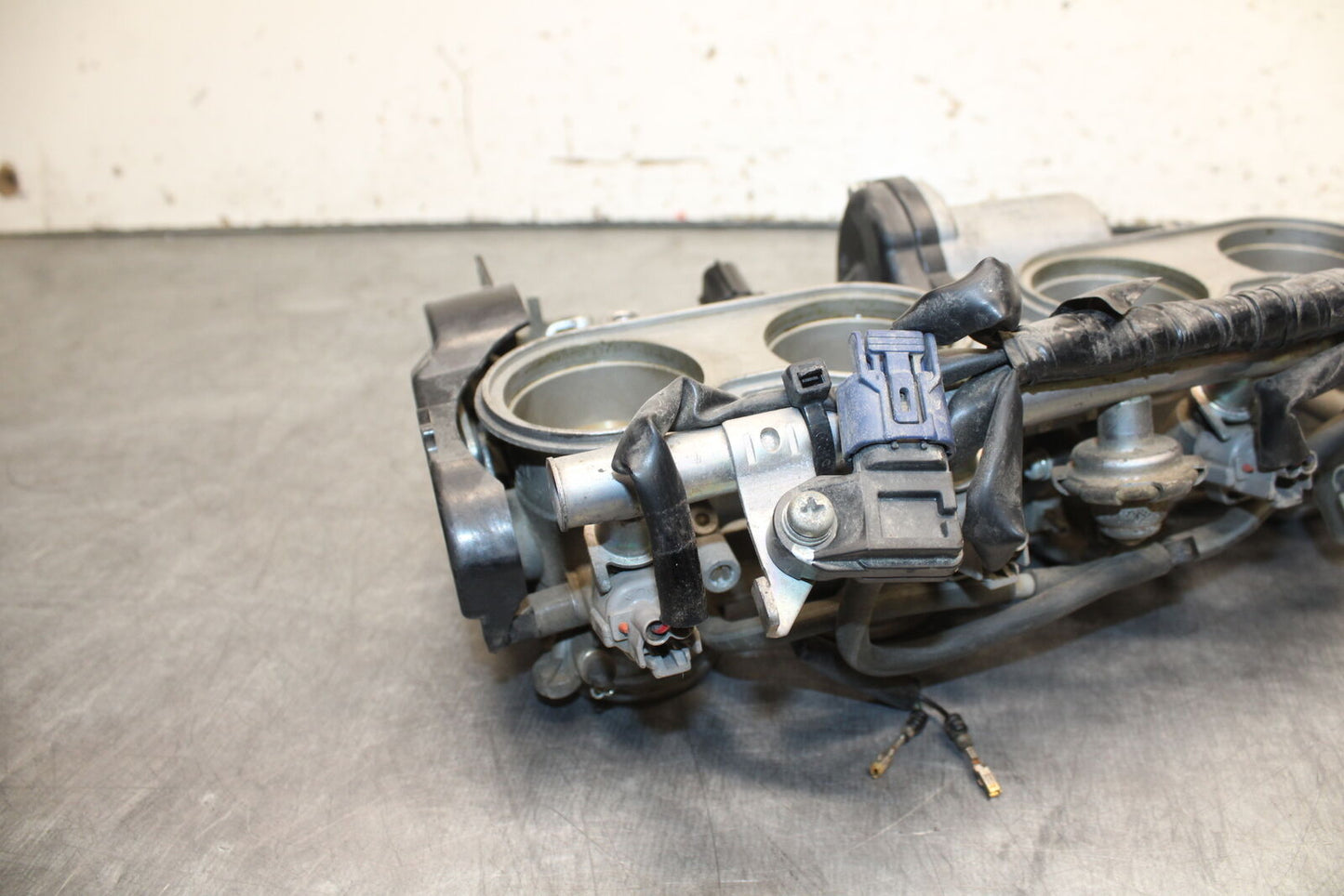 07-08 YAMAHA YZF R1 MAIN FUEL INJECTORS / THROTTLE BODIES BB724