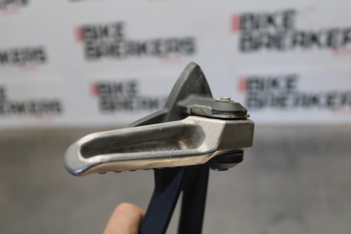 24 KAWASAKI NINJA ZX6R ZX636 ABS 40TH ANNIVERSARY LEFT REAR BACK PEG BB911