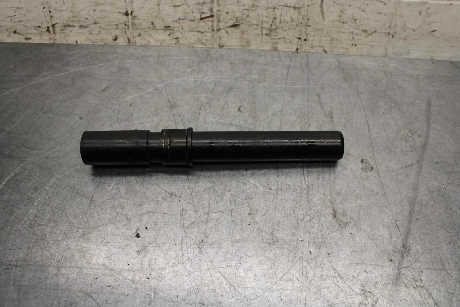 19-20 KTM 790 DUKE 790 FRONT WHEEL RIM AXLE PIVOT BOLT BB570