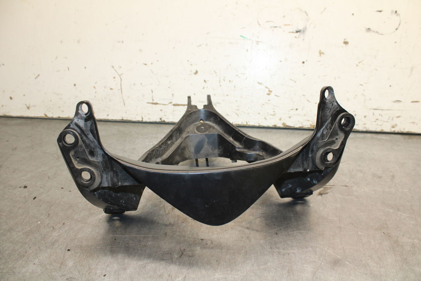08-09 SUZUKI GSXR600 UPPER FAIRING MIRROR GAUGES STAY BRACKET BB728