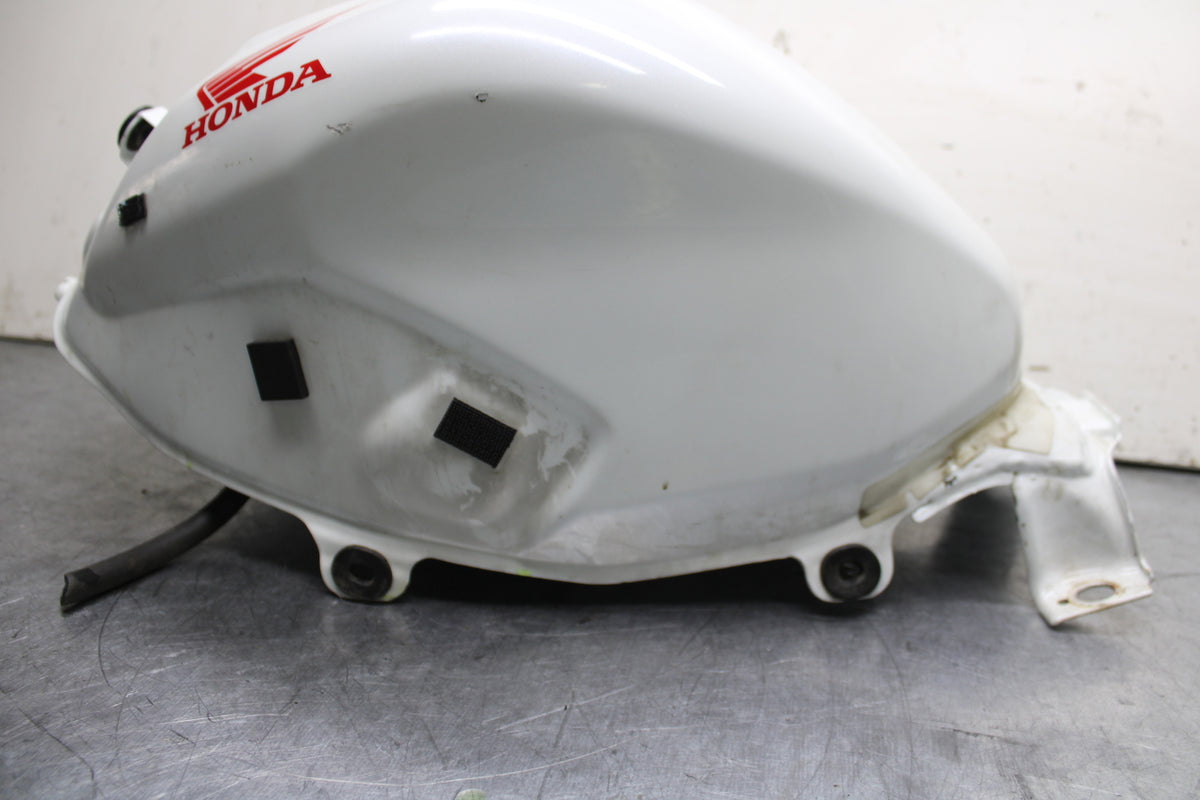 15-16 HONDA CB300F GAS TANK FUEL CELL PETROL RESERVOIR BB740