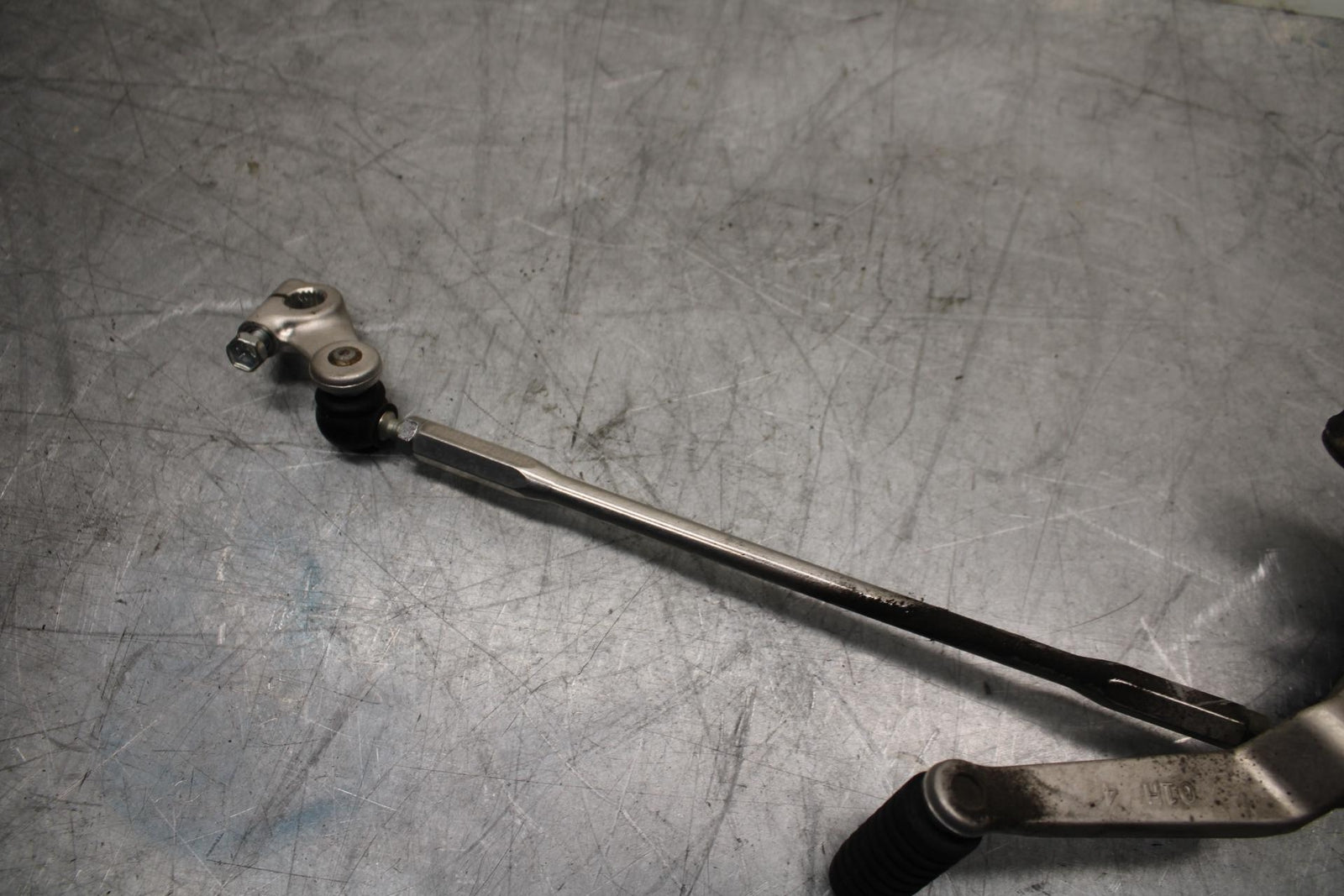 08-09 SUZUKI GSXR600 SHIFTER LINKAGE SHIFT LINK  25525-01H00 25600-01H01 BB468