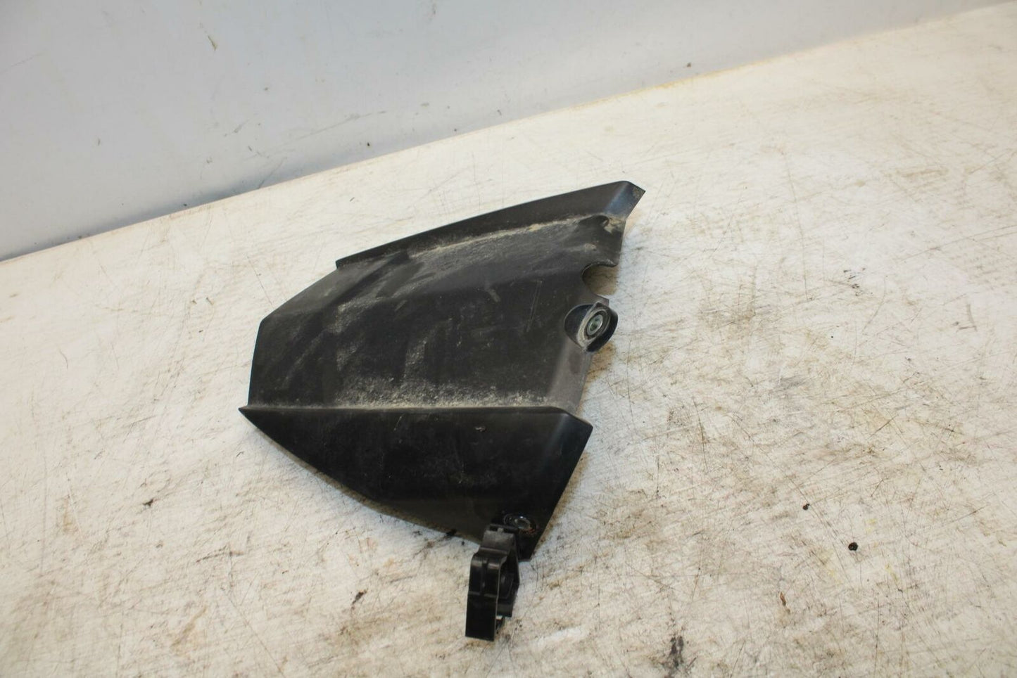 16-21 YAMAHA XSR900 REAR BACK WHEEL TIRE HUGGER FENDER BB370