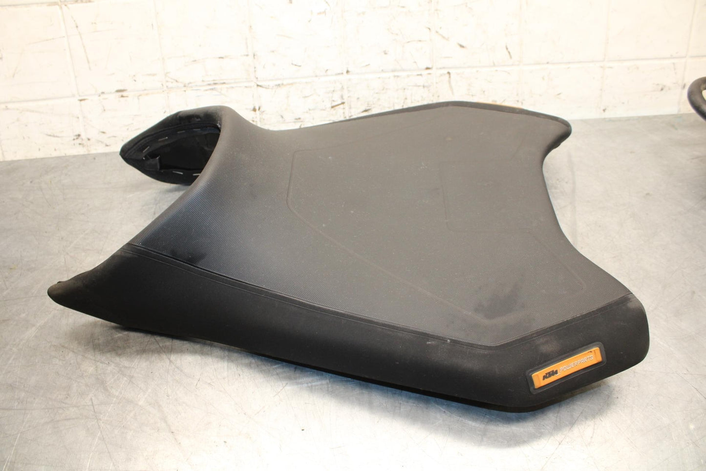 19-20 KTM 790 DUKE 790 FRONT DRIVERS SEAT PAD SADDLE PILLION BB570