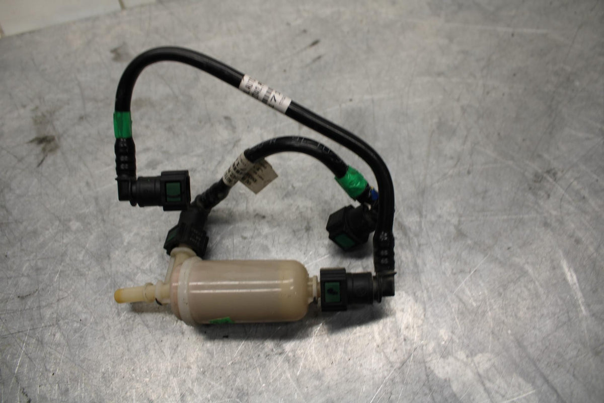 18 KTM RC 390 FUEL HOSE GAS LINE TUBE PIPE BB442