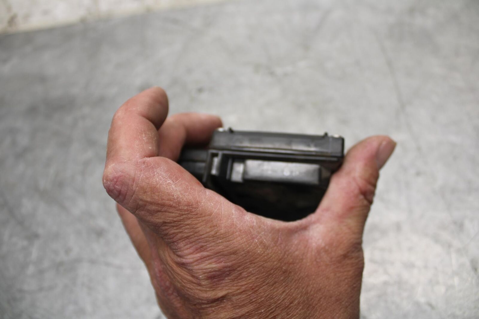 19-20 KAWASAKI NINJA ZX6R ZX636 RELAY ASSEMBLY FUSE BOX 27002-0050 BB528