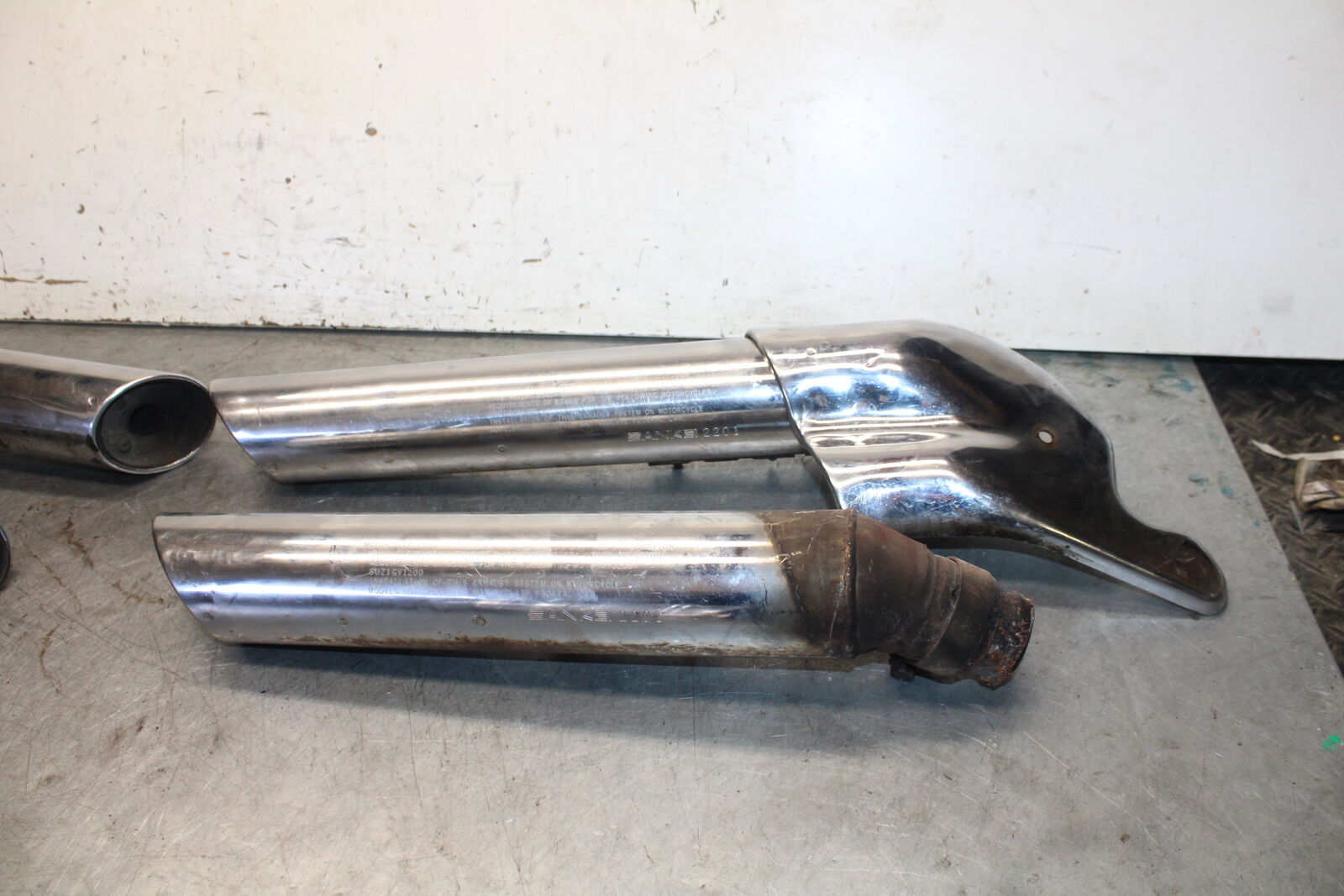 85-86 SUZUKI MADURA 1200 EXHAUST PIPE  BB691