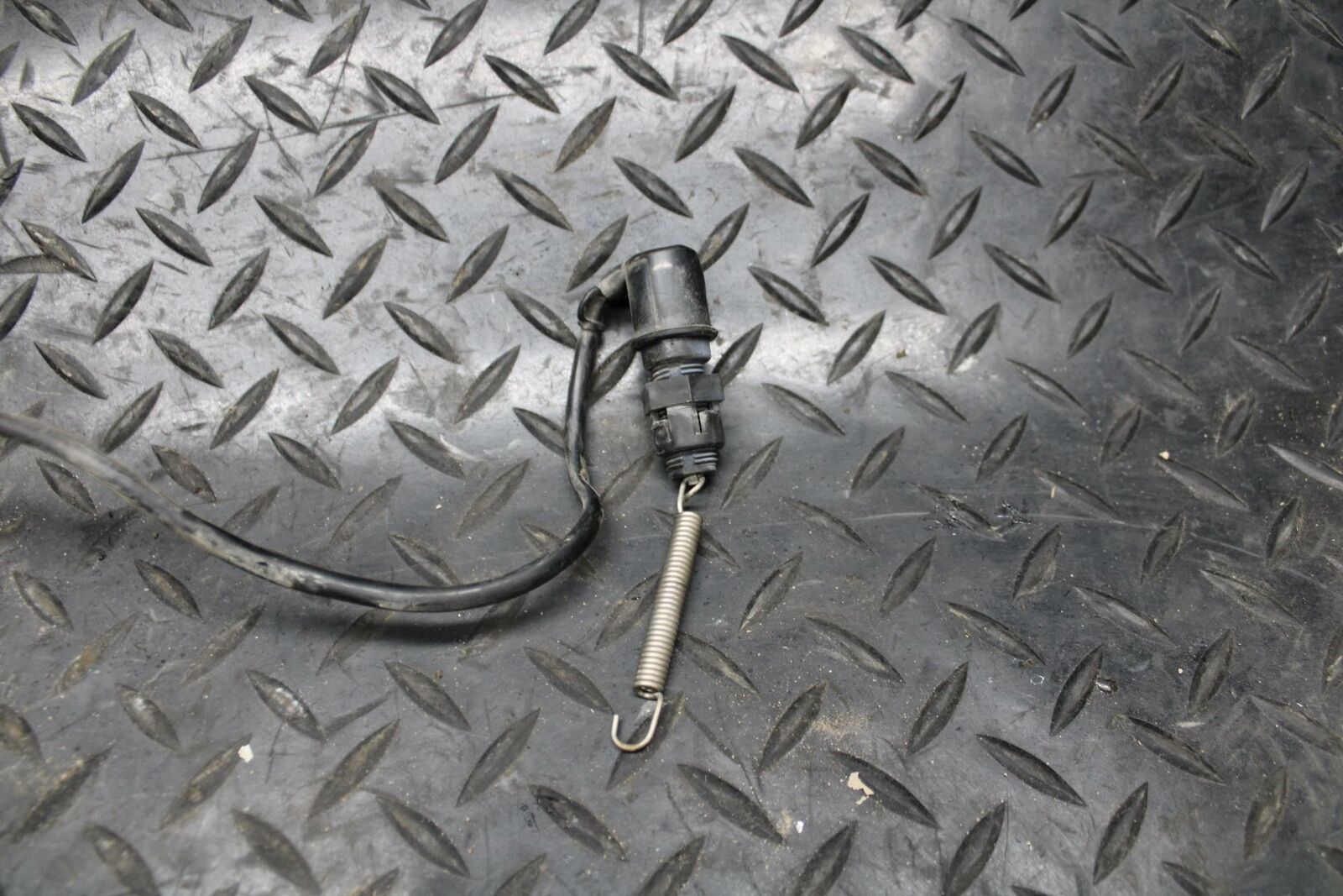 84-85 YAMAHA VIRAGO 1000 REAR  BRAKE STOP SWITCH BB173