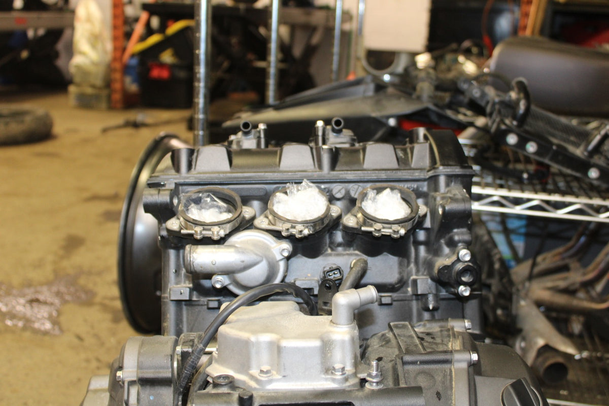 20 TRIUMPH STREET TRIPLE 765 15,358KM ENGINE MOTOR BB864