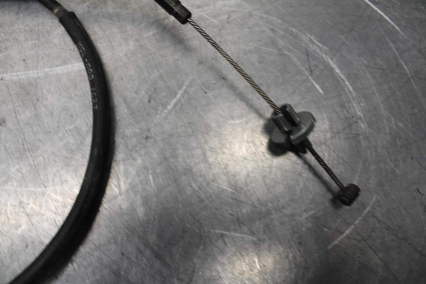 01-02 HONDA SHADOW SPIRIT 750 CLUTCH CABLE LINE BB632