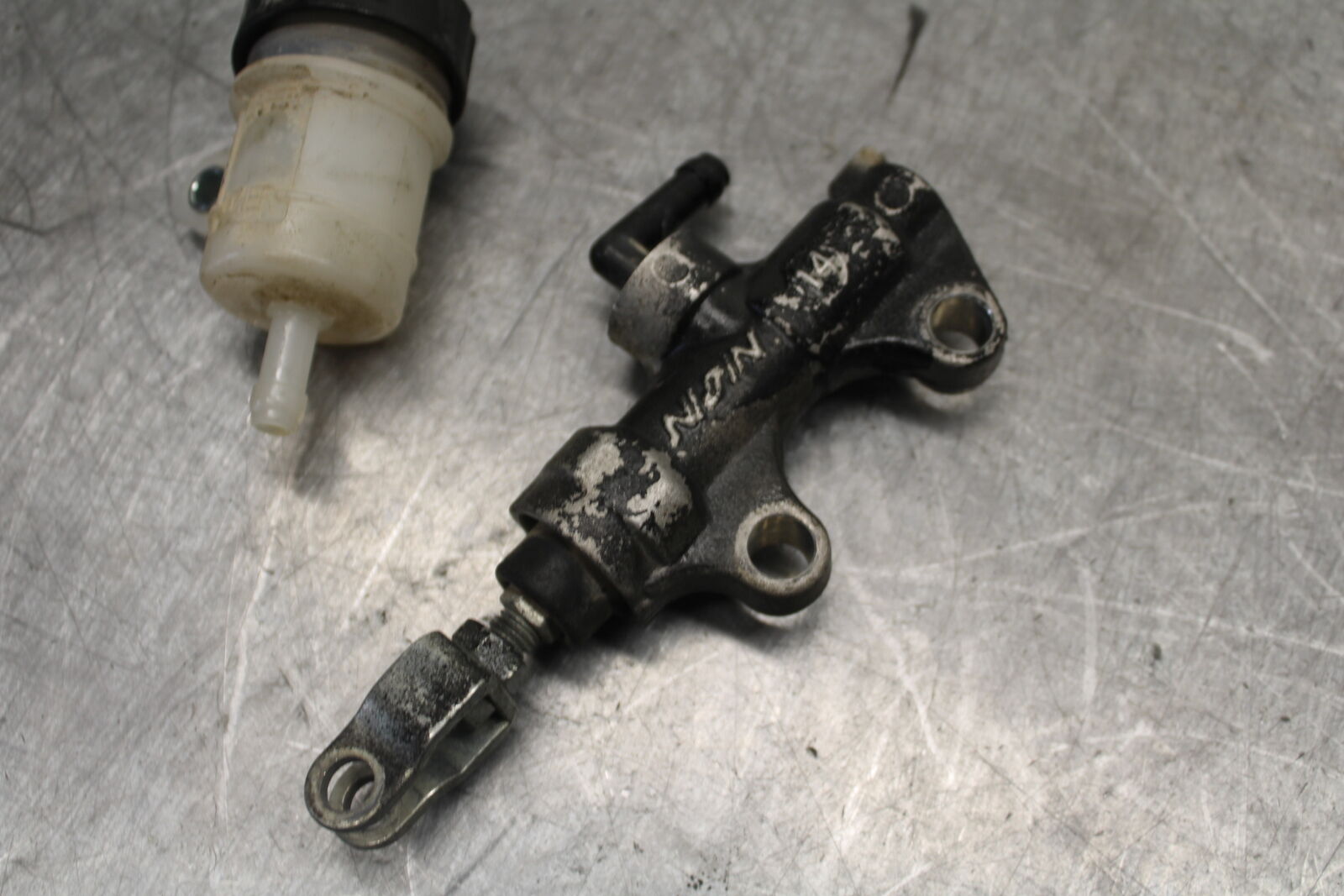 08-18 KAWASAKI KLR650 REAR BACK BRAKE MASTER CYLINDER W RESERVOIR BB707