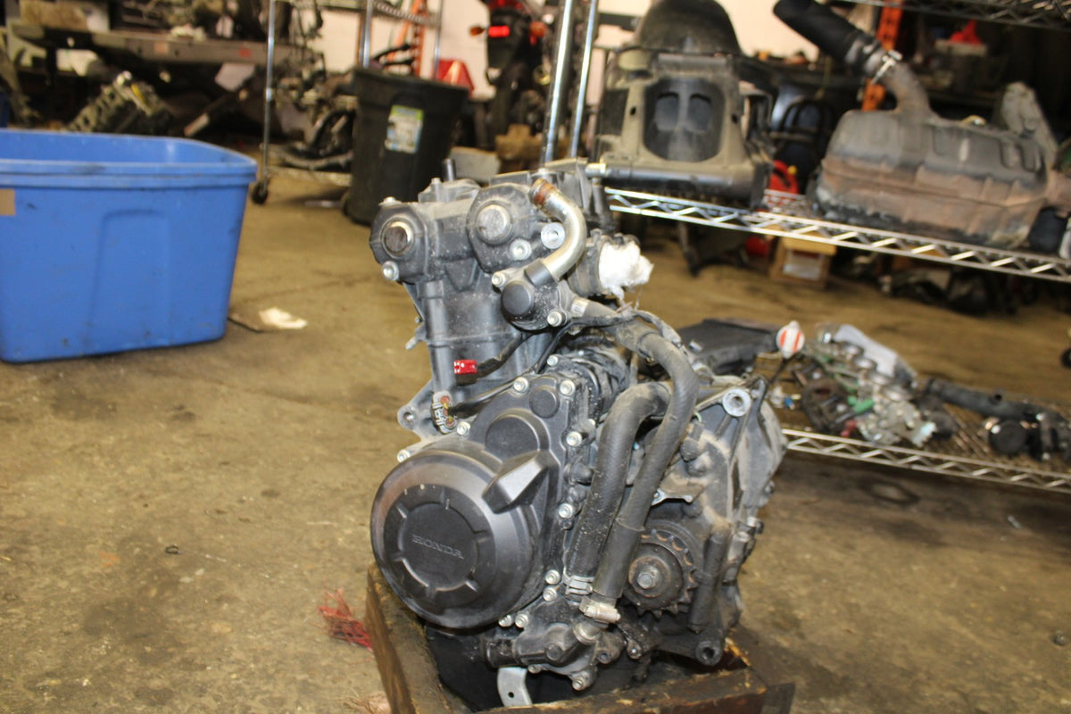 13-15 HONDA CBR500R ENGINE MOTOR BB834