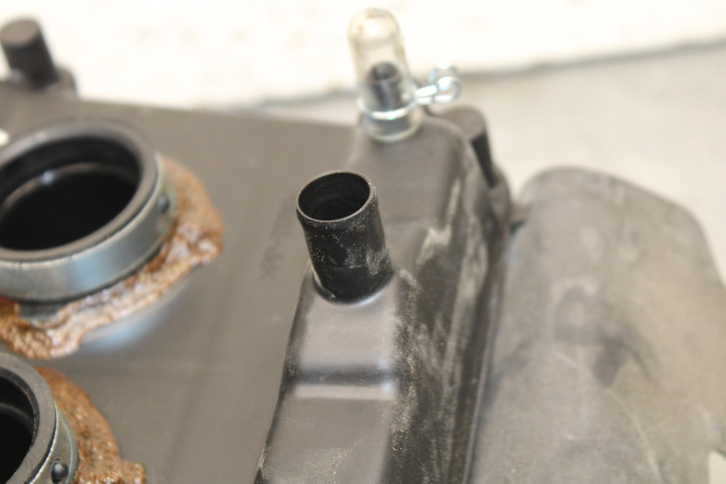 24 KAWASAKI NINJA 500 ABS AIRBOX AIR INTAKE FILTER BOX BB730