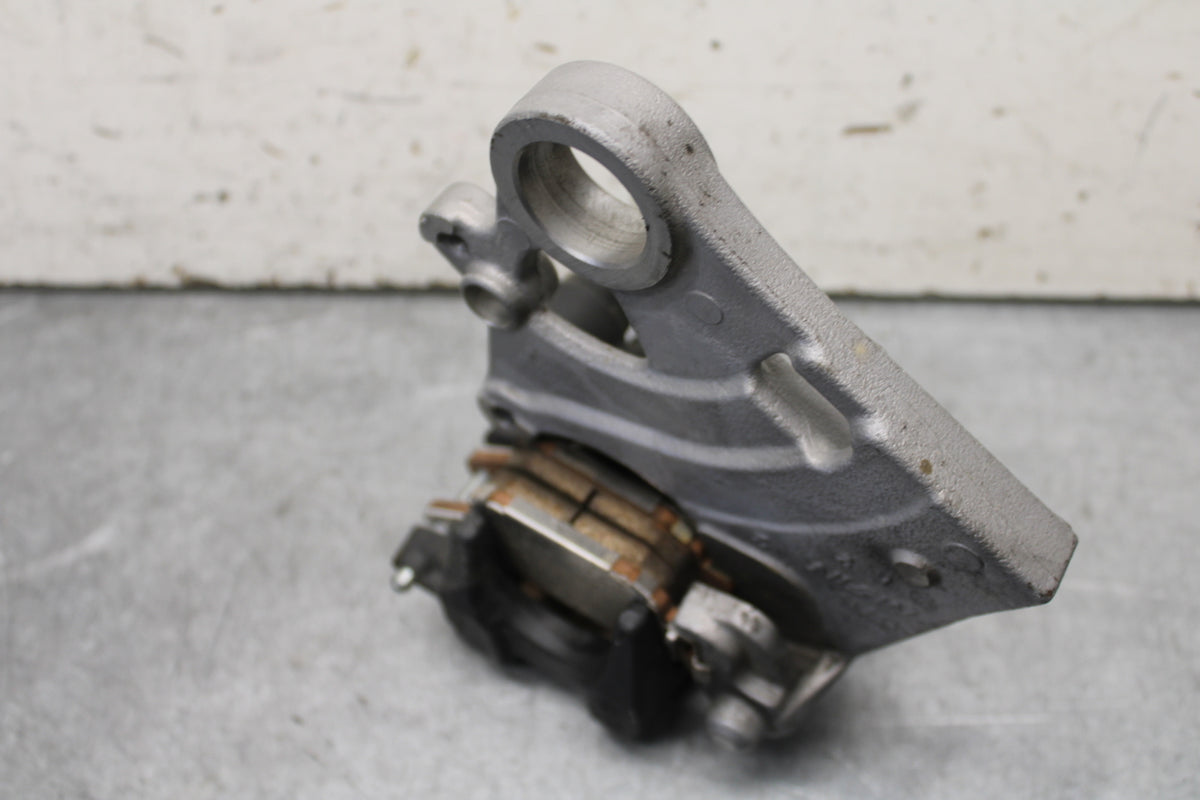 22-24 YAMAHA XSR900 REAR BACK BRAKE CALIPER W MOUNT BRACKET BB683