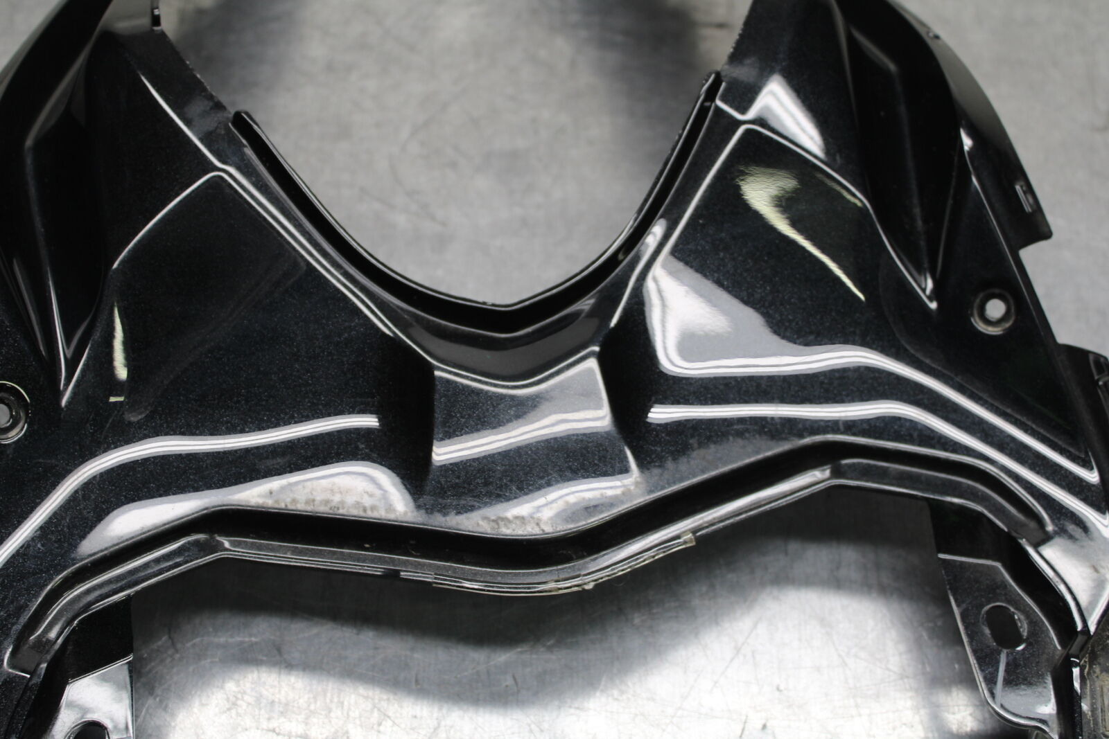 19-22 KAWASAKI Z400 CENTER REAR BACK TAIL FAIRING COWL BB738