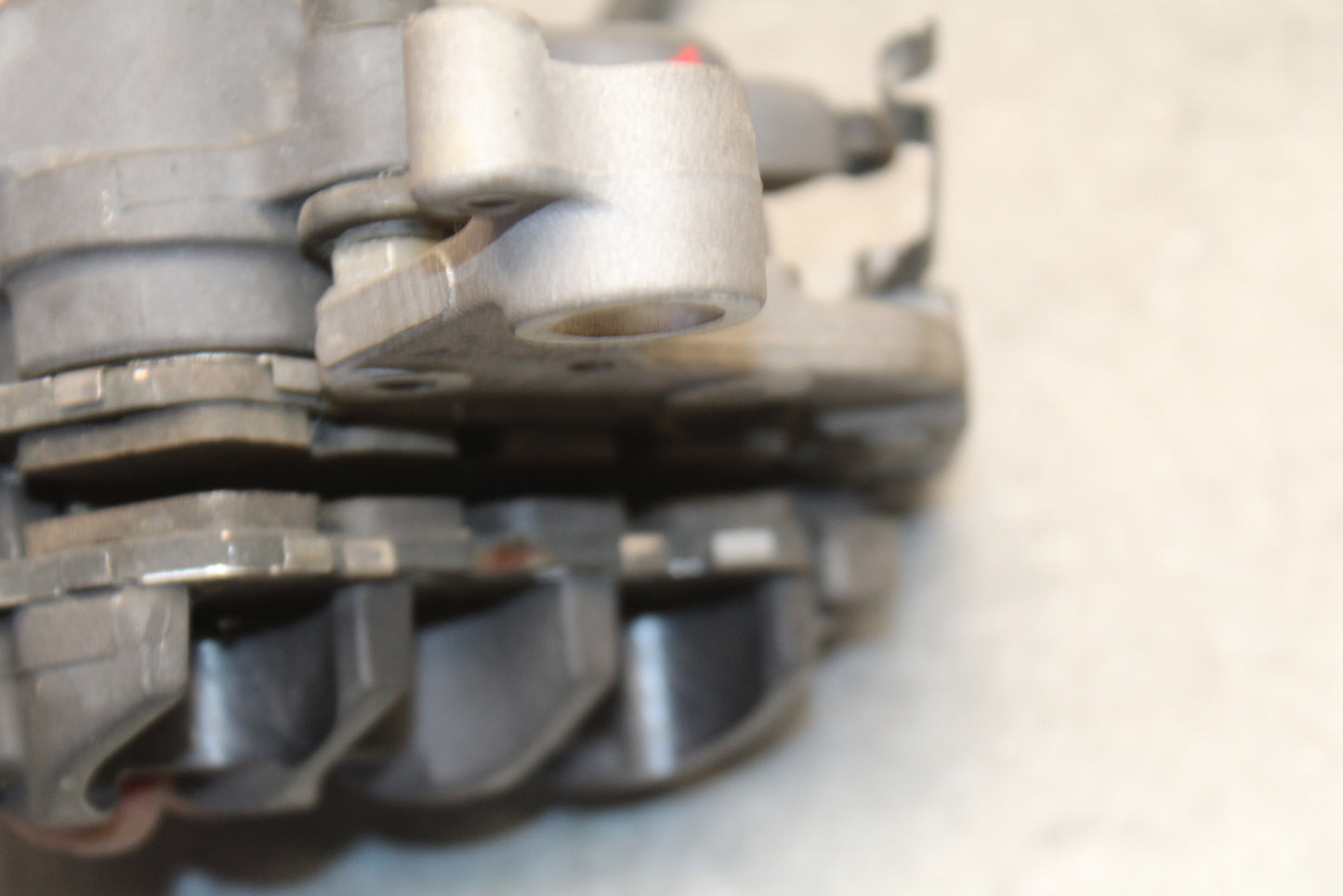 04-12 HONDA ST1300A RIGHT LEFT FRONT BRAKE CALIPER SET PAIR CALIPERS BB669
