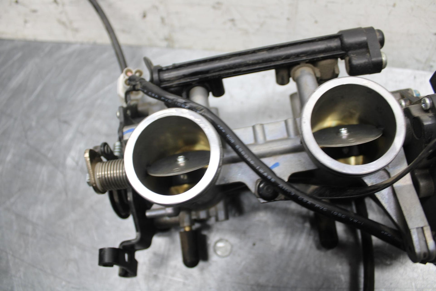 15-17 KAWASAKI EX 650 NINJA  EX 650 ABS FUEL INJECTORS / THROTTLE BODIES BB494