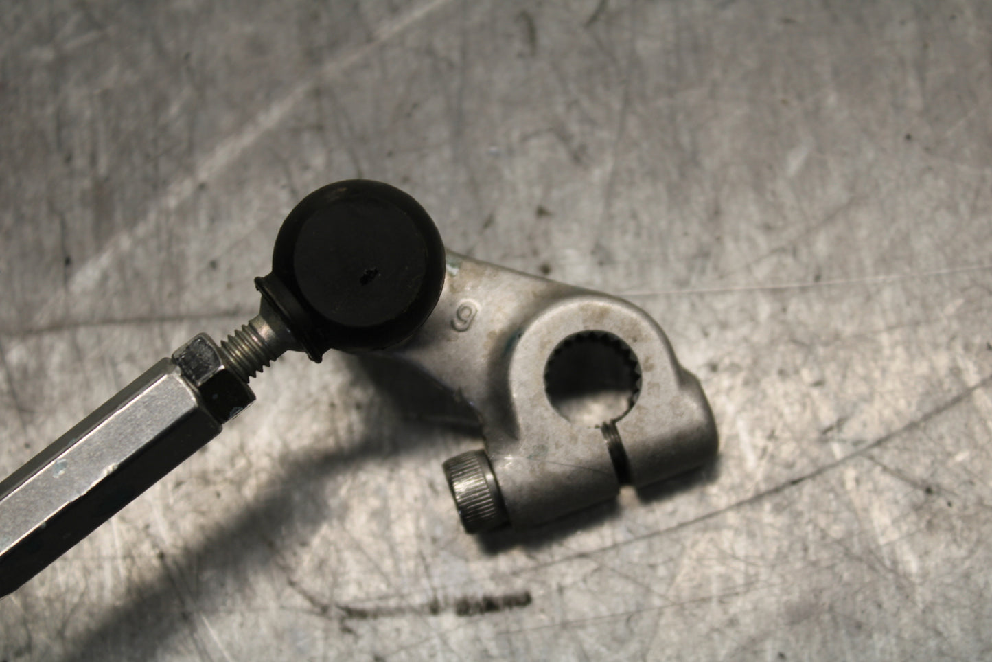 11-24 SUZUKI GSXR750 SHIFTER LINKAGE SHIFT LINK PEDAL BB714