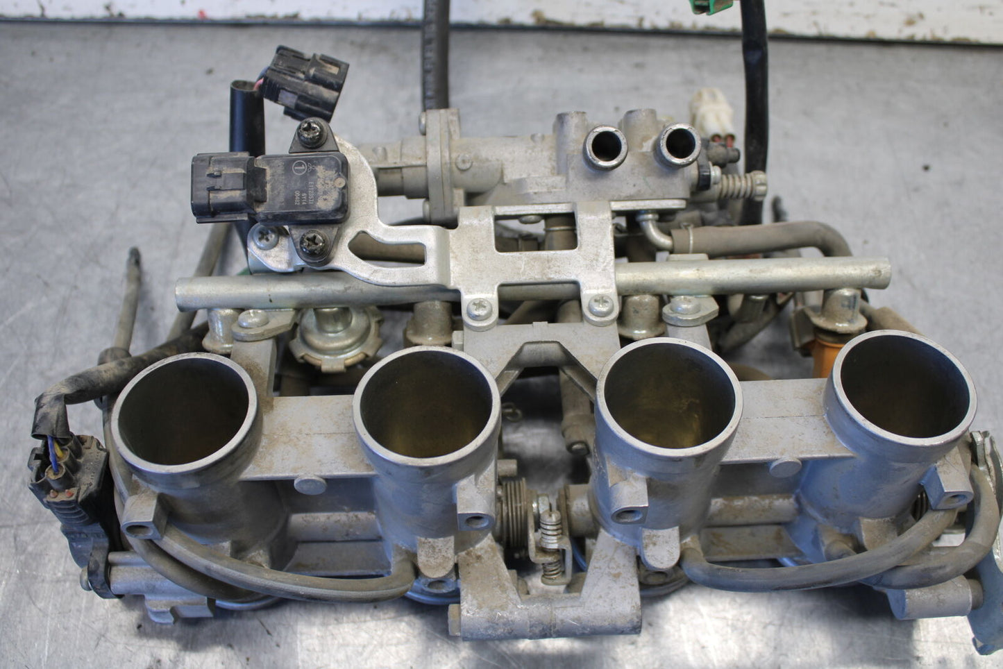 07-09 YAMAHA FZ6 MAIN FUEL INJECTORS / THROTTLE BODIES BB713