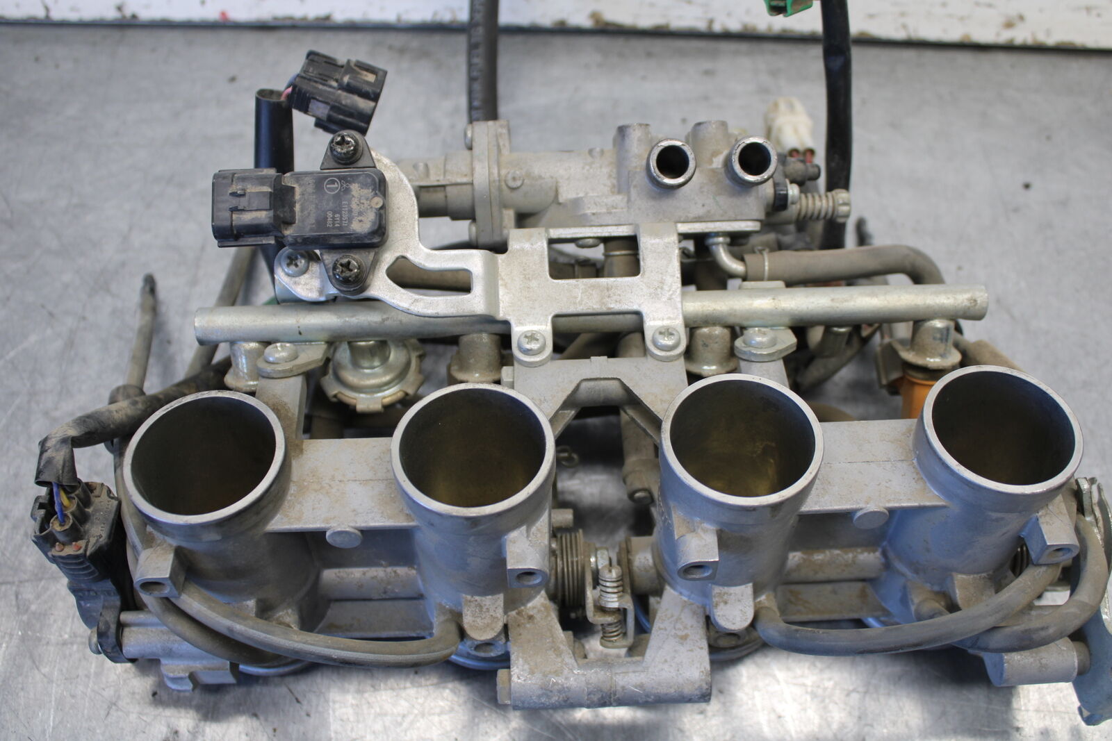 07-09 YAMAHA FZ6 MAIN FUEL INJECTORS / THROTTLE BODIES BB713