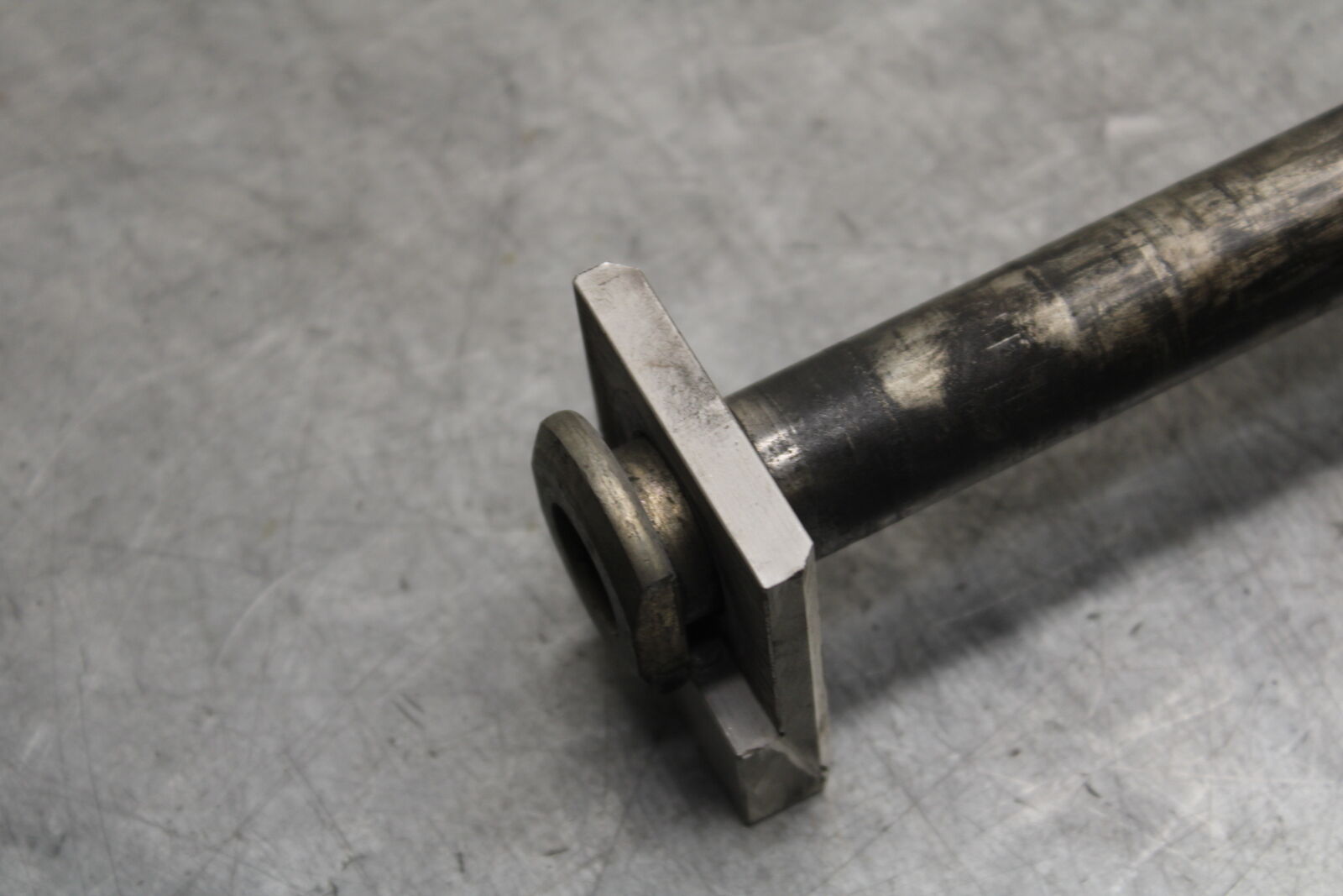 16-21 YAMAHA XSR900 REAR AXLE BACK WHEEL RIM PIVOT BOLT AXEL BB664