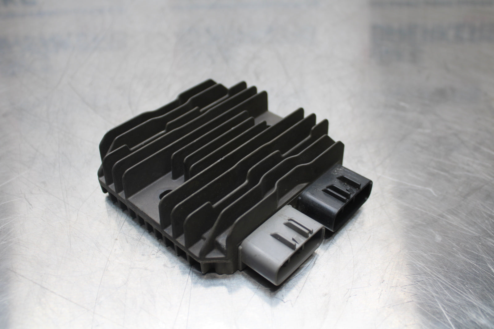 13-17 KAWASAKI NINJA ZX6R ZX636 ABS RECTIFIER VOLTAGE REGULATOR BB143