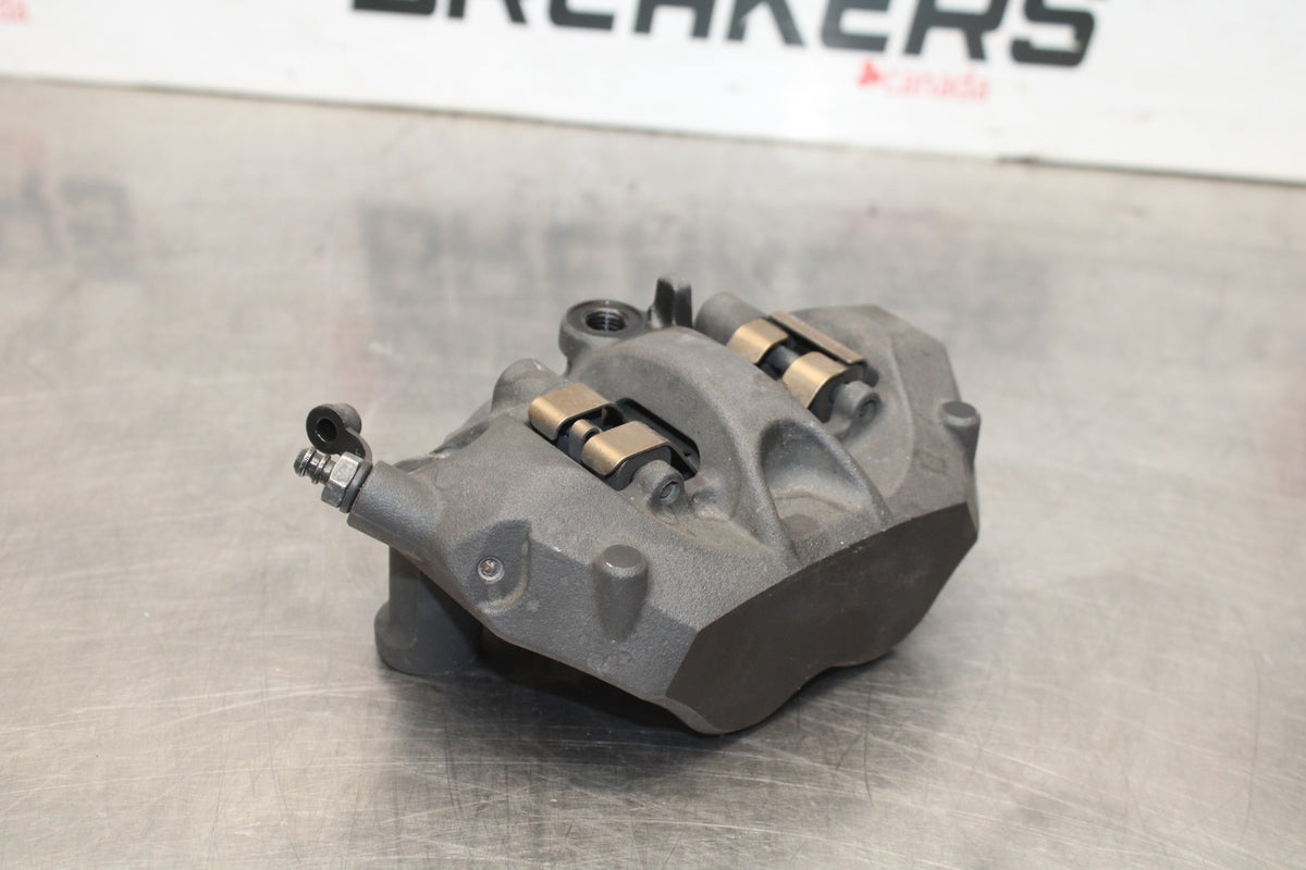 13-18 KAWASAKI NINJA ZX6R RIGHT LEFT FRONT BRAKE CALIPER SET PAIR CALIPERS BB915