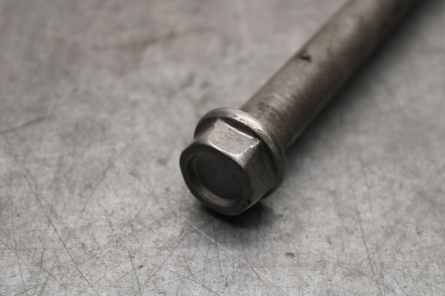 18-23 KAWASAKI NINJA 400 REAR BACK SWINGARM BOLT SUSPENSION PIVOT AXLE BB660