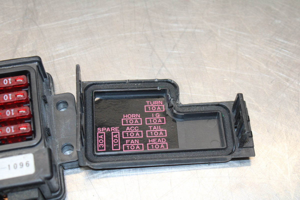 98 KAWASAKI NINJA ZX6 RELAY ASSEMBLY FUSE BOX BB870