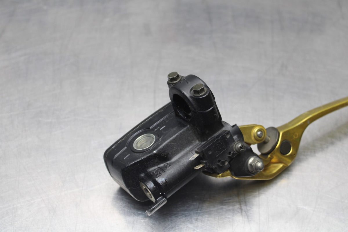 01-06 HONDA CBR600F4I FRONT BRAKE MASTER CYLINDER w/ LEVER BB778
